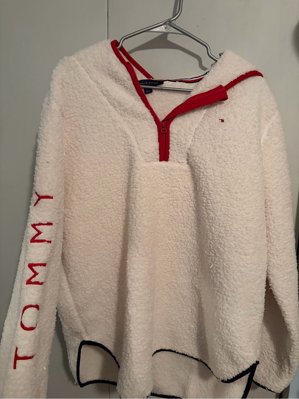 Tommy Hilfiger Cream Sherpa Half-Zip Hoodie with Red Trim